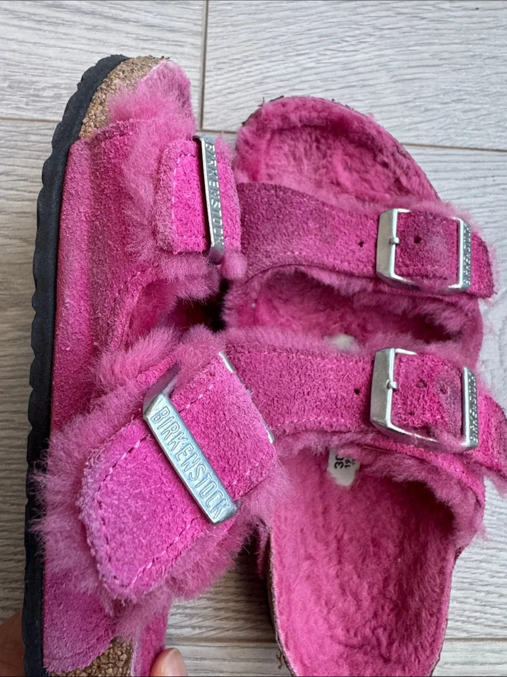 Birkenstock Kids Fuzzy Slide Sandals in Bright Pink | size 12-12.5 US
